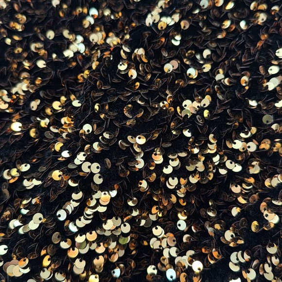 Gold sequin New Years cropped top; XL - Picture 2 of 4